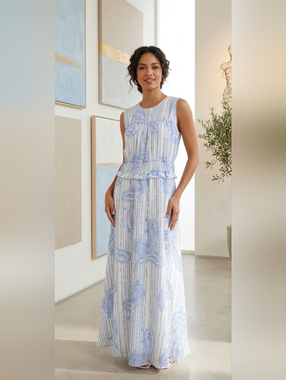 Taylor White Dress with Blue Paisley Motif Size 14)